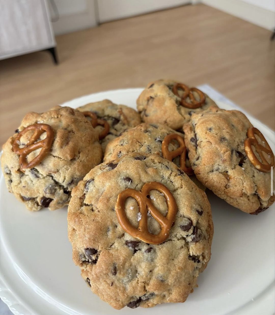 Chunky chocolate chip cookies topped with salted pretzels (photo 1 of 2)